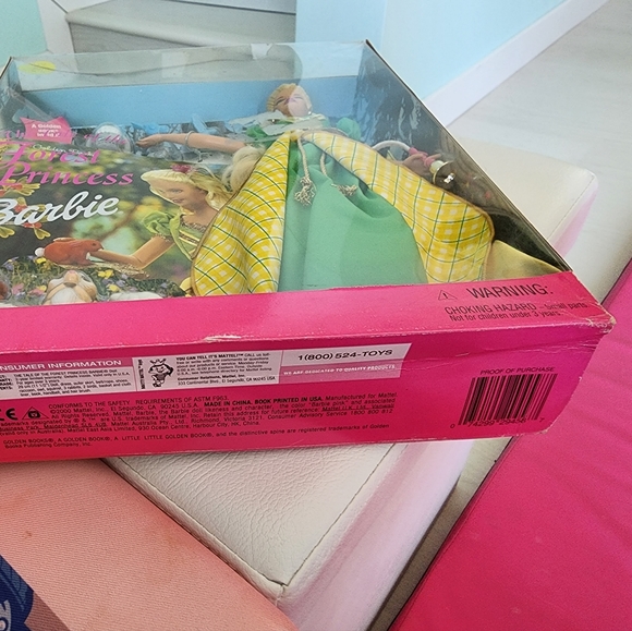 SUPER CUTE Barbie Forest Princess with Book and Forest Animals, Vintage Barbie - Picture 2 of 10